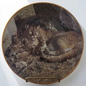 Vtg 94 A Family Affair Carl Brenders Rocky Camp Cougar Cubs Plate Gold Bradford